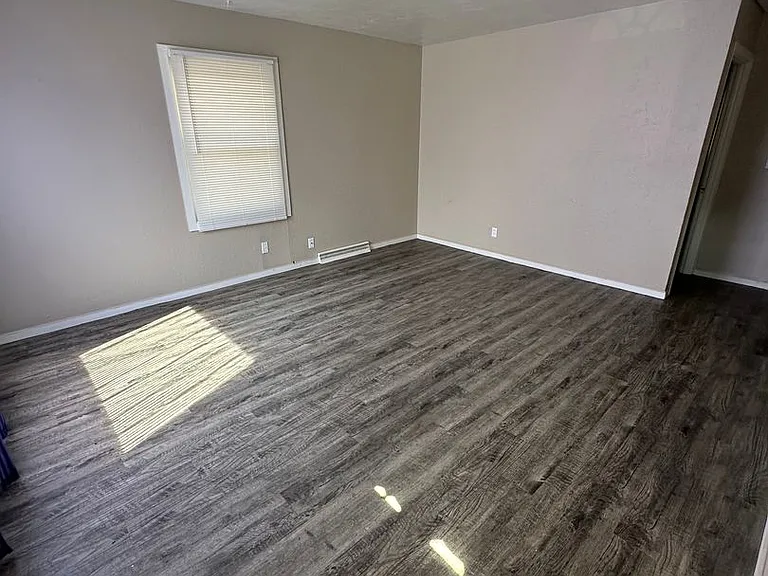 1714 Georgia Ave — Photo 4