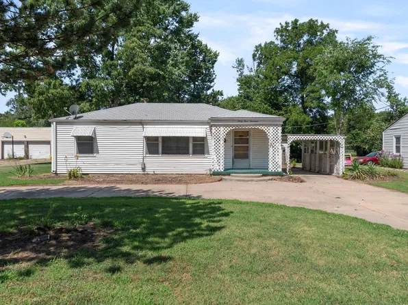 3317 S Silver St, Wichita, KS 67217