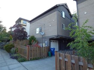 2122 N 112th St APT B, Seattle, WA 98133