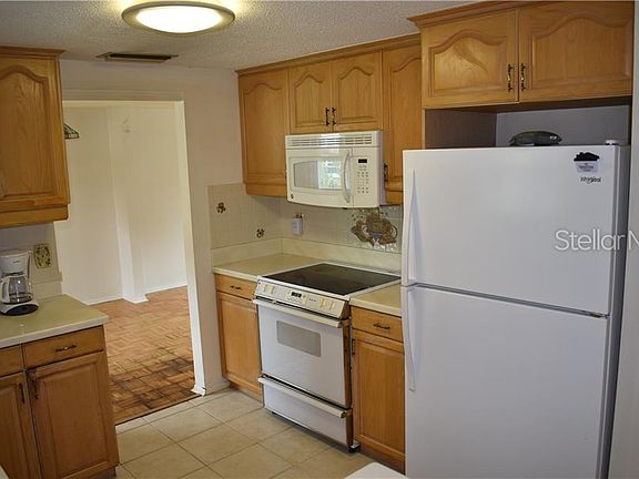 3rd image of 5226 Malaga Ave