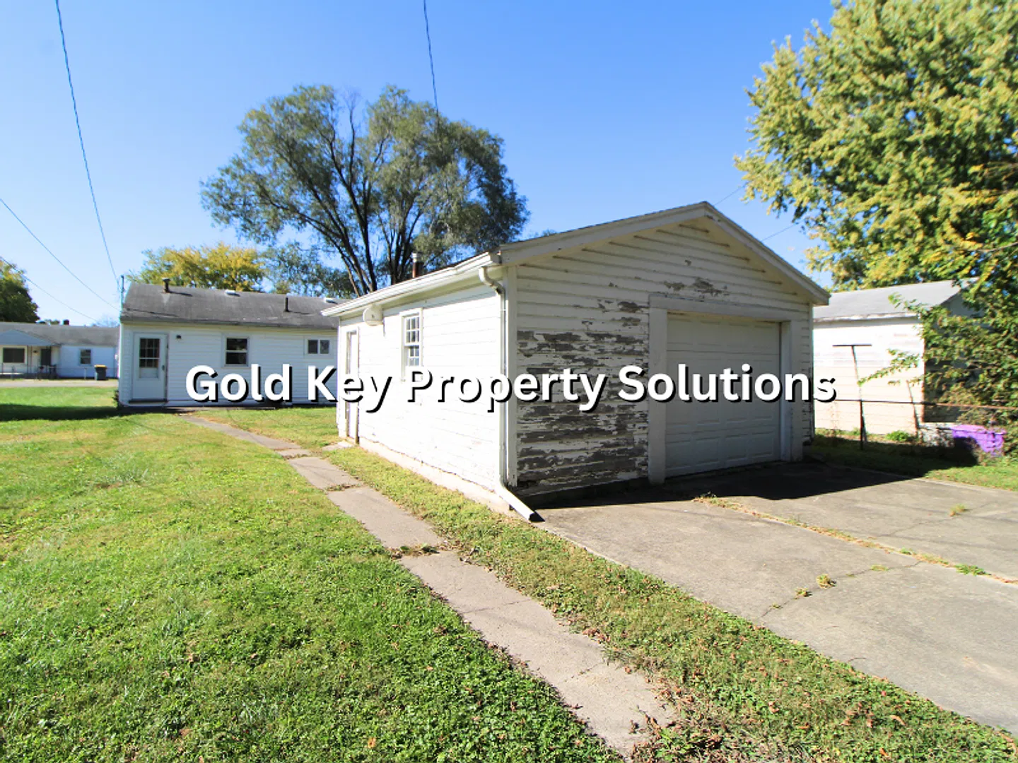Cute 2 Br 1 Ba House With Central Air And Garage (No Section 8) — Photo 4