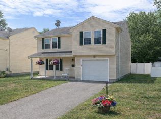 93 Hobson Ave, East Providence, RI 02914