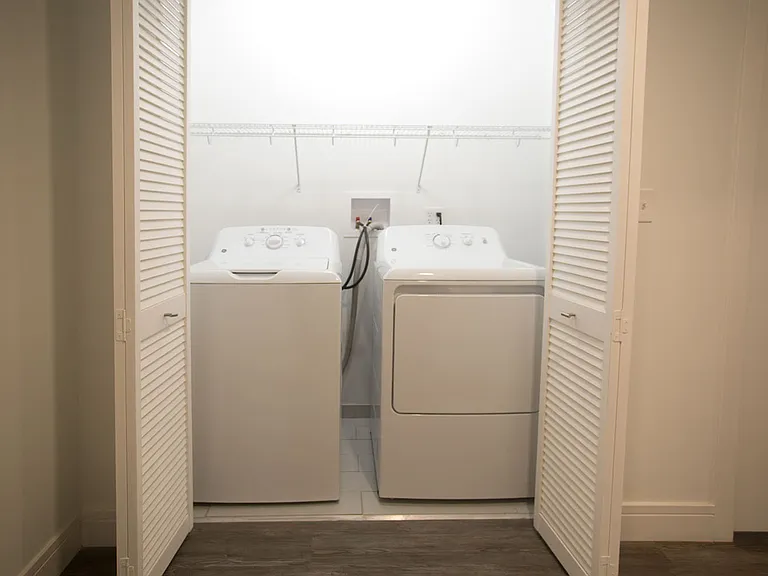 Laundry Center