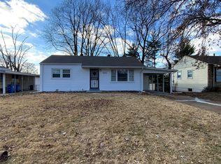 9831 Eastdell Dr, Saint Louis, MO 63136