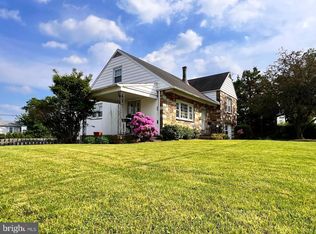 8011 Halstead St, Philadelphia, PA 19111