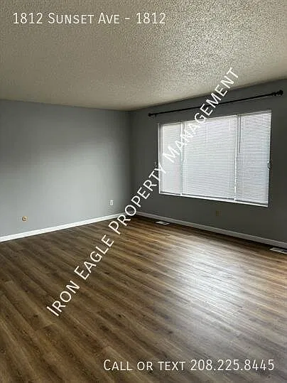 2 bed, 910 sqft, $1,425 — Photo 4