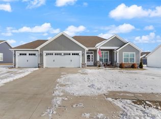 6302 Messina Dr, Sellersburg, IN 47172
