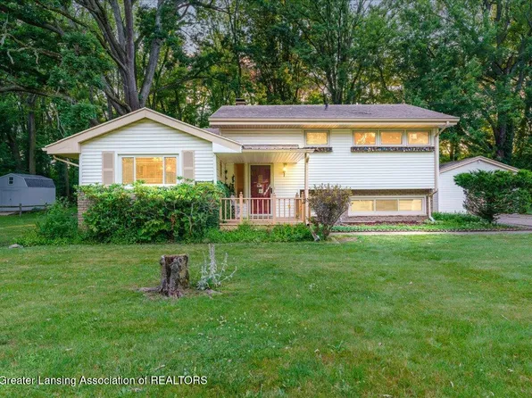 4916 Tressa Dr, Lansing, MI 48910