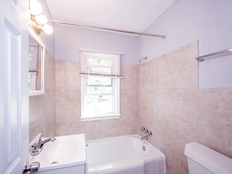 22675 Santa Maria St — Photo 23