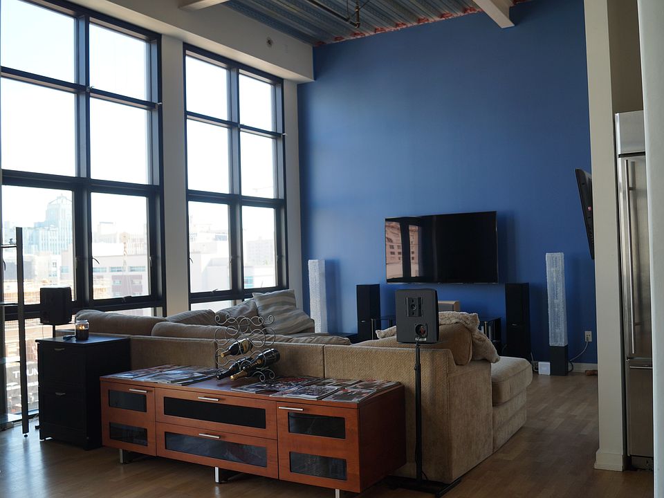 1st image of 330 W 11th St APT 707
