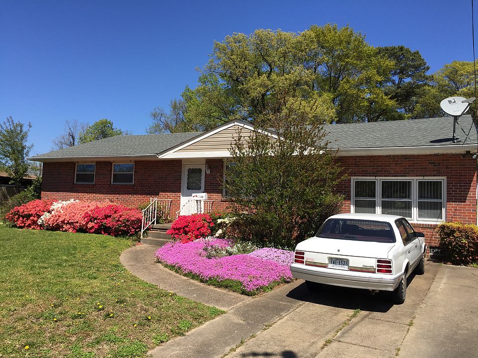 1st image of 2504 Fala Cir