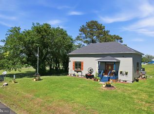 19 Church Ln, Lottsburg, VA 22511
