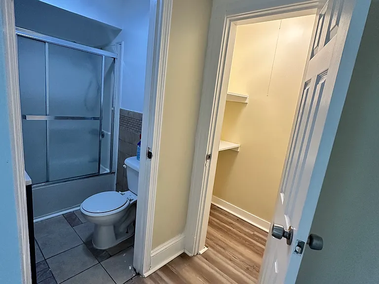 96-98 Orange St #2 — Photo 16
