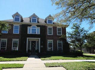 4015 Woodbriar Ct, Sugar Land, TX 77479