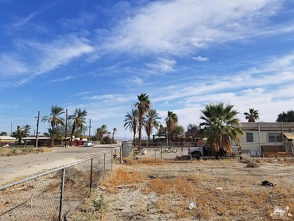 3rd image of 247 Coachella Ave