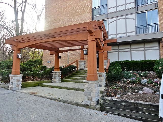 1st image of 5810 Oakwood Dr Unit 1C