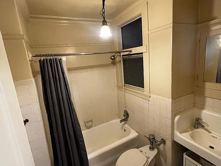 1121 Bush St #3 — Photo 13