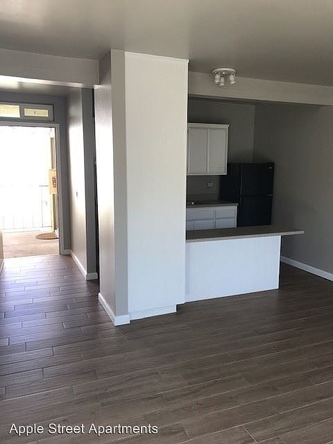 2nd image of 1973 Apple St APT 20