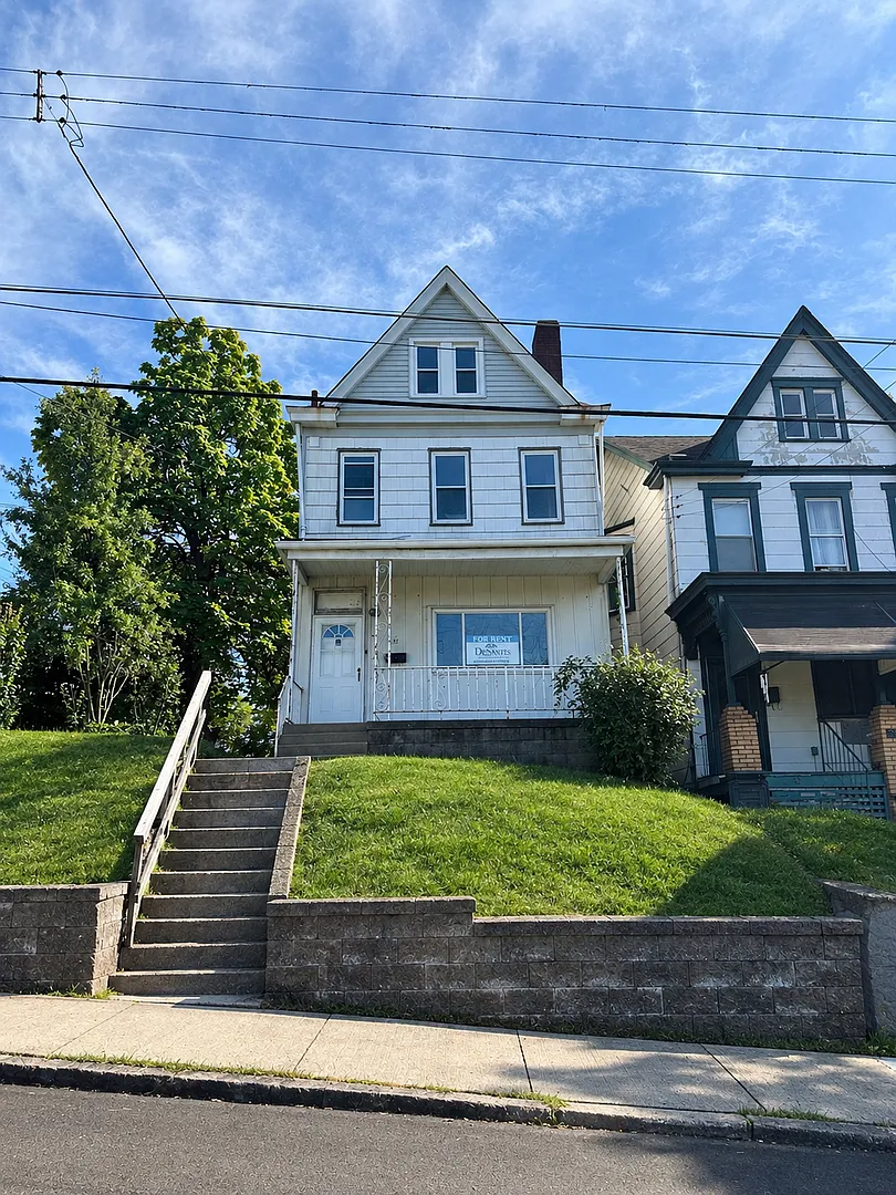 Charming 3 Bed 1 Bath Home! Recently Updated! — Photo 1