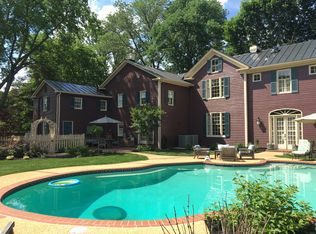 305 W Market St, Leesburg, VA 20176