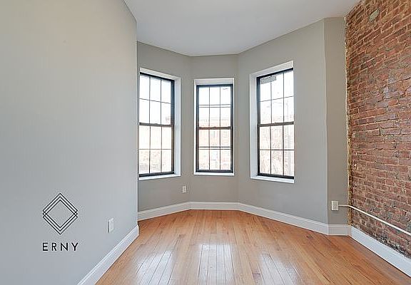 3rd image of 56A Somers St #5