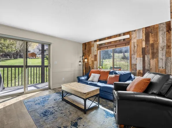2950 Columbine Dr Unit 302, Steamboat Springs, CO 80487