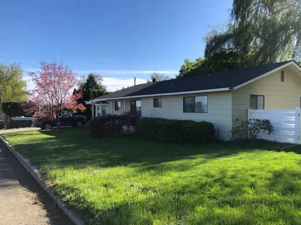 114 Miles Dr, Zillah, WA 98953