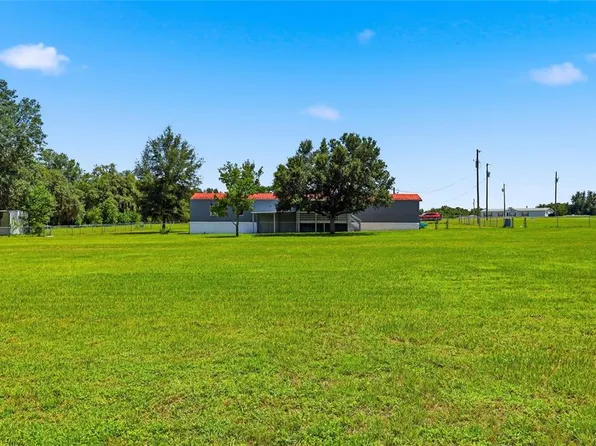 7930 Froggy Ln, Zephyrhills, FL 33540