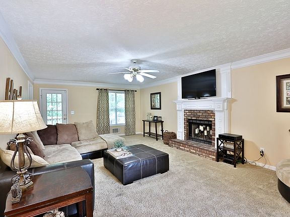 4th image of 5543 Forest Dr