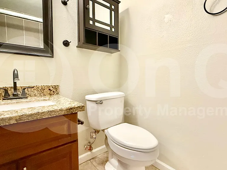 6836 S Jentilly Ln — Photo 18