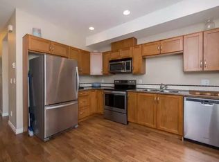 32501 Fraser Cres, Mission, BC V2V1C5