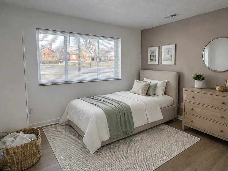 2483 Montana Ave #6 — Photo 7