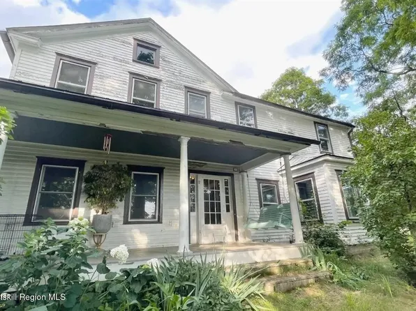 3766 Us Route 9, Hudson, NY 12534