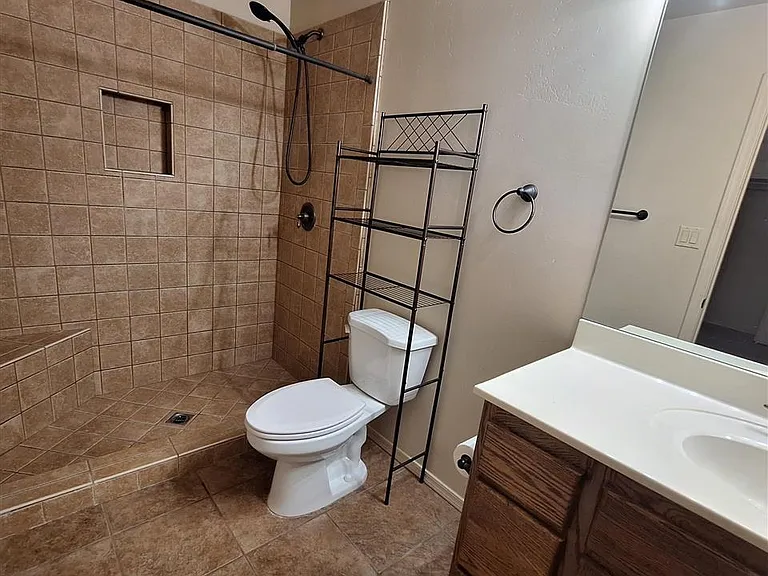 4461 W 12th Pl — Photo 7