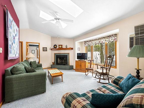 2nd image of 11060 Beach Rd #1