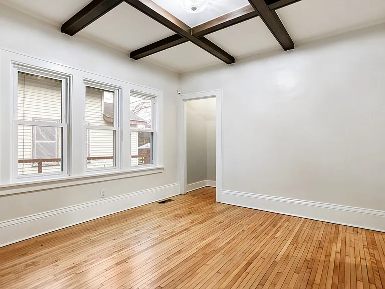 3407 Oliver Ave N — Photo 9