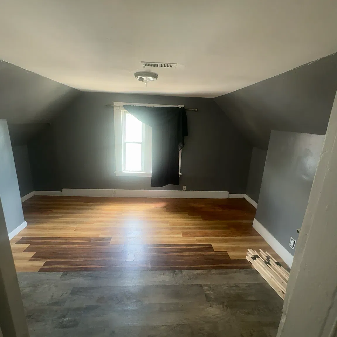 2 bed, 900 sqft, $1,600 — Photo 3