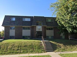 916 20th Ave, Coralville, IA 52241