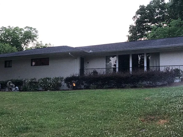 108 Cherry Hill Dr, Calhoun, GA 30701