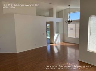 1107 Abbottswood Rd, Perris, CA 92571