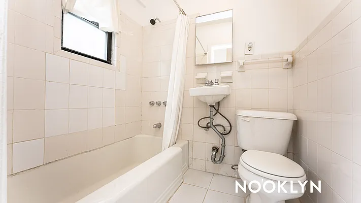 Rented by Nooklyn NYC LLC | media 30