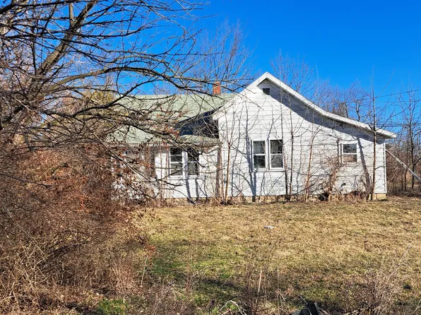 651 N Hickory St, Dunkirk, IN 47336