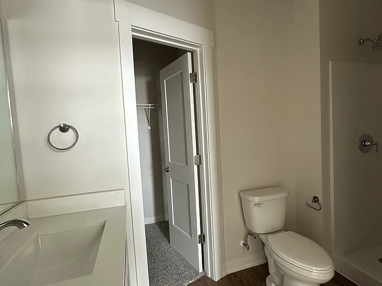 1305 Plaza Ct #208 — Photo 7