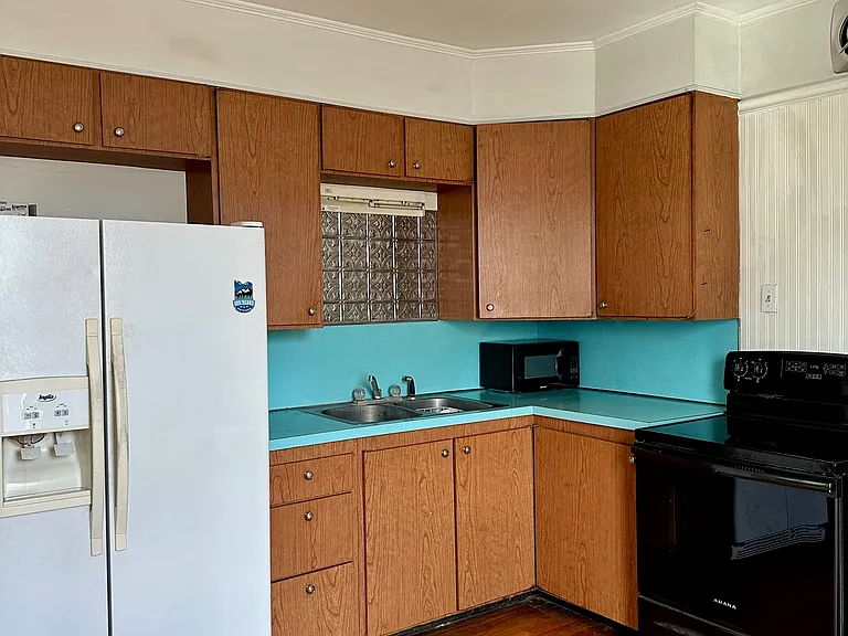 19 Hill St #2 — Photo 4