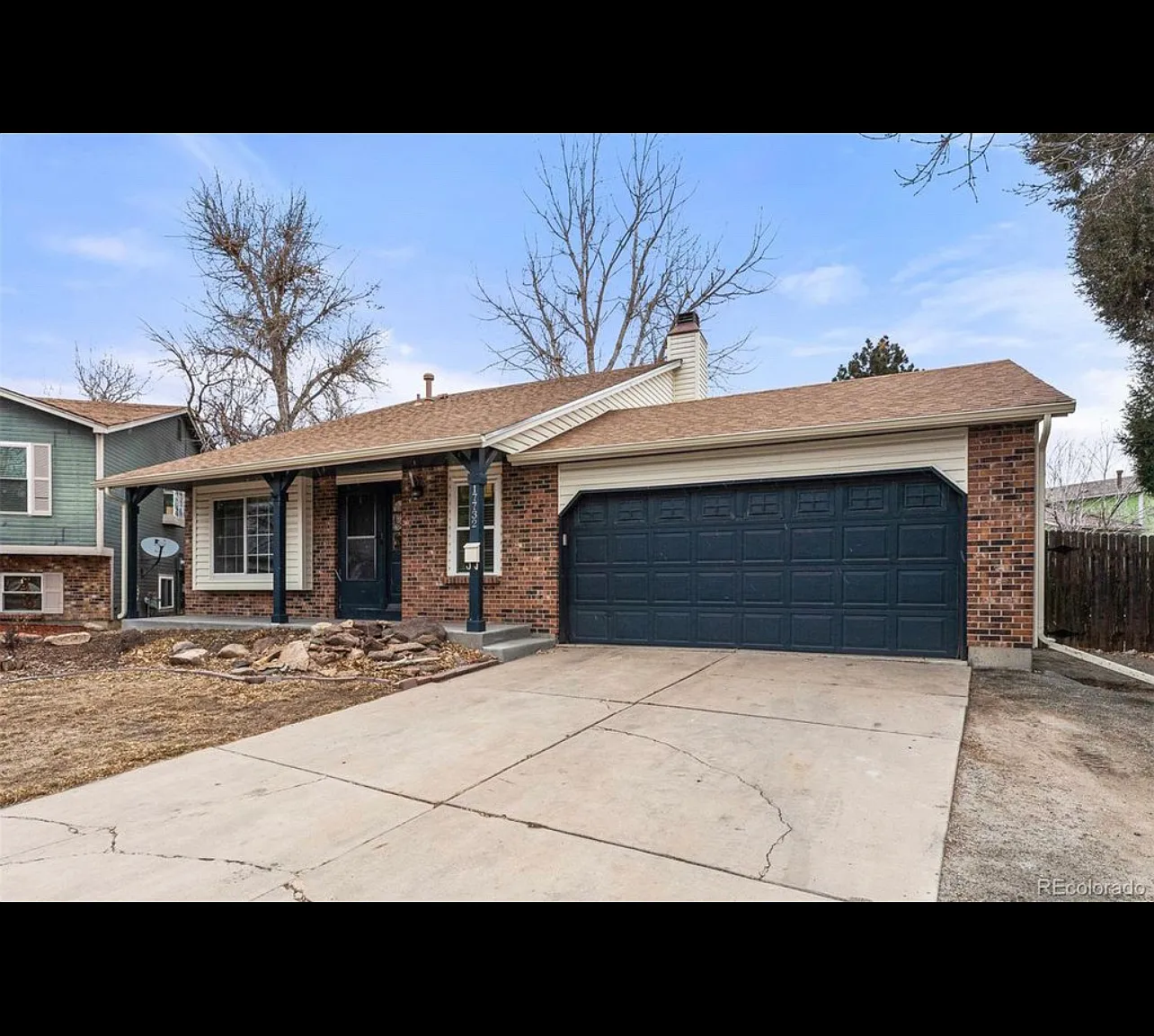 3 bed, 2100 sqft, $1,100 — Photo 2