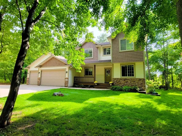 4632 Verde Valley Rd NW, Oak Grove, MN 55303