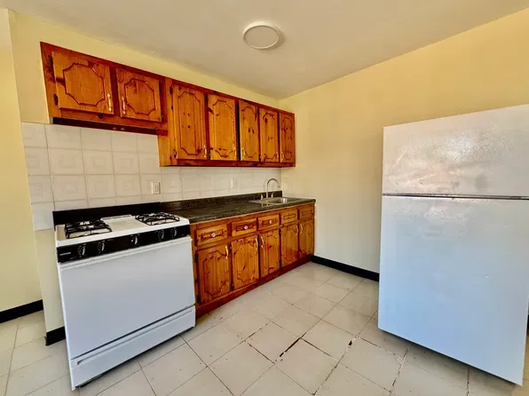 (undisclosed Address), Mount Vernon, NY 10550