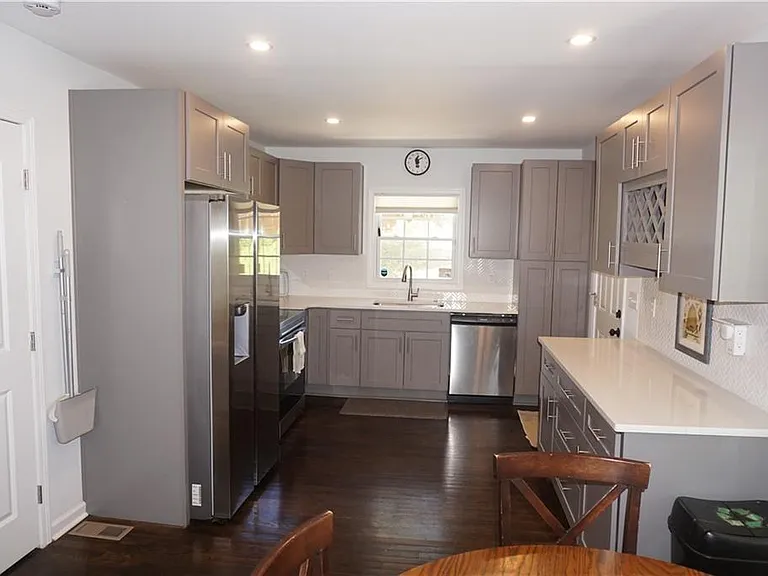 2163 Lilac Ln — Photo 7