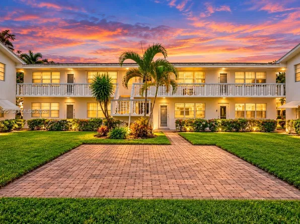 86 Andover D #D86, West Palm Beach, FL 33417