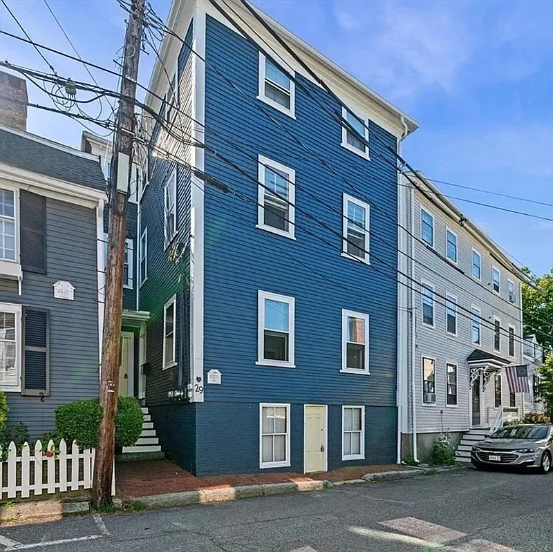 1 bed, 1.0 bath, 737 sqft, $1,750 — Photo 1